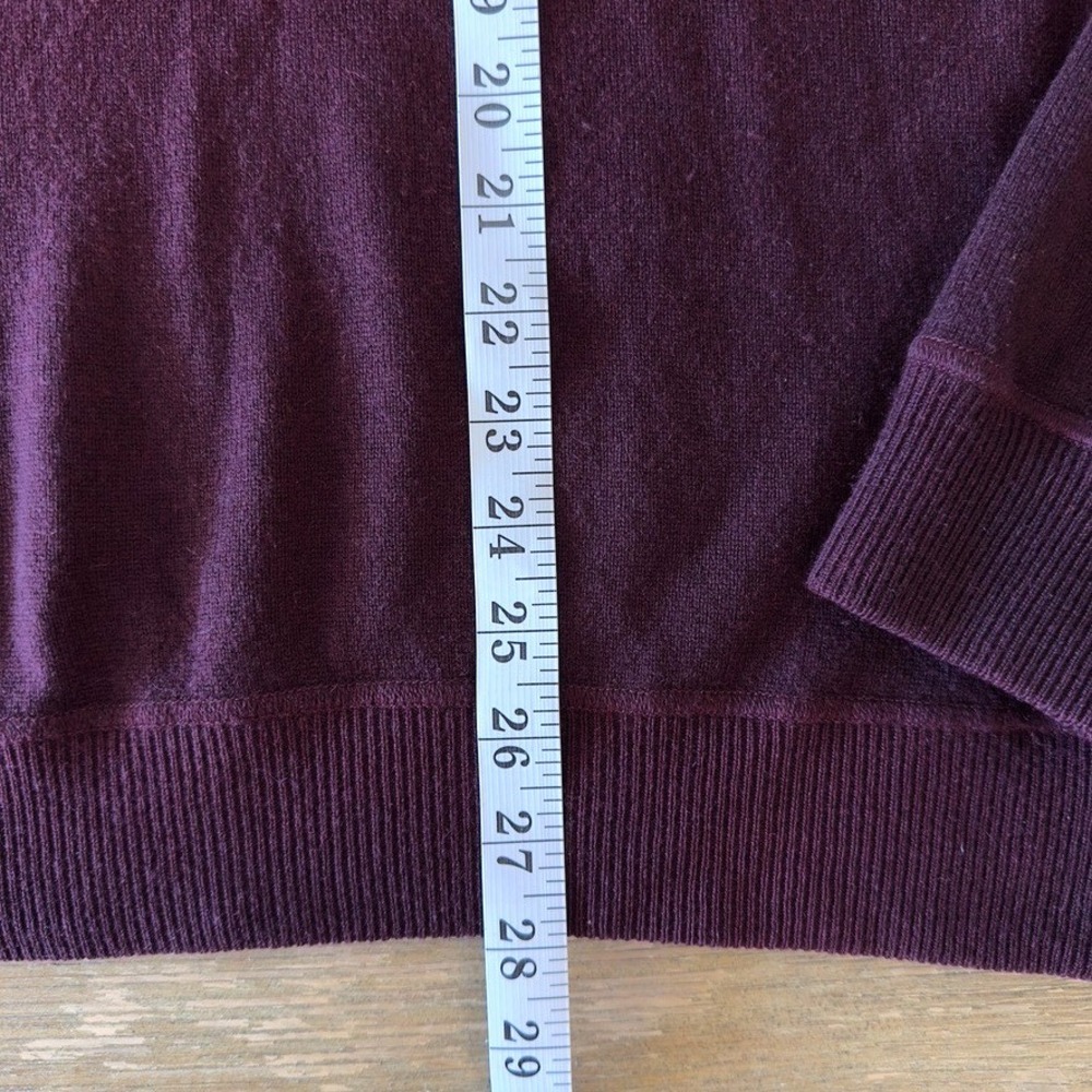 VINCE Men's Burgundy Ombré Dip-dyed Crewneck Sweater-Wool Cashmere Blend-Sz Med - Picture 4 of 13